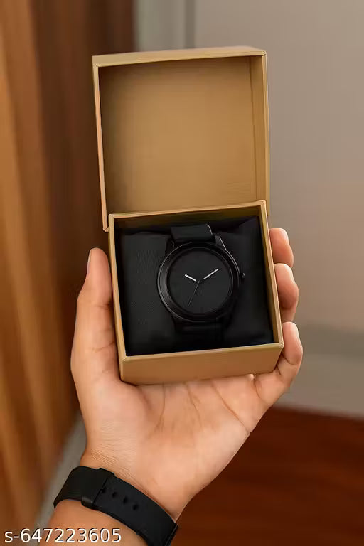 Attractive Partywear Magnatic Lock System Analog Watch For Men