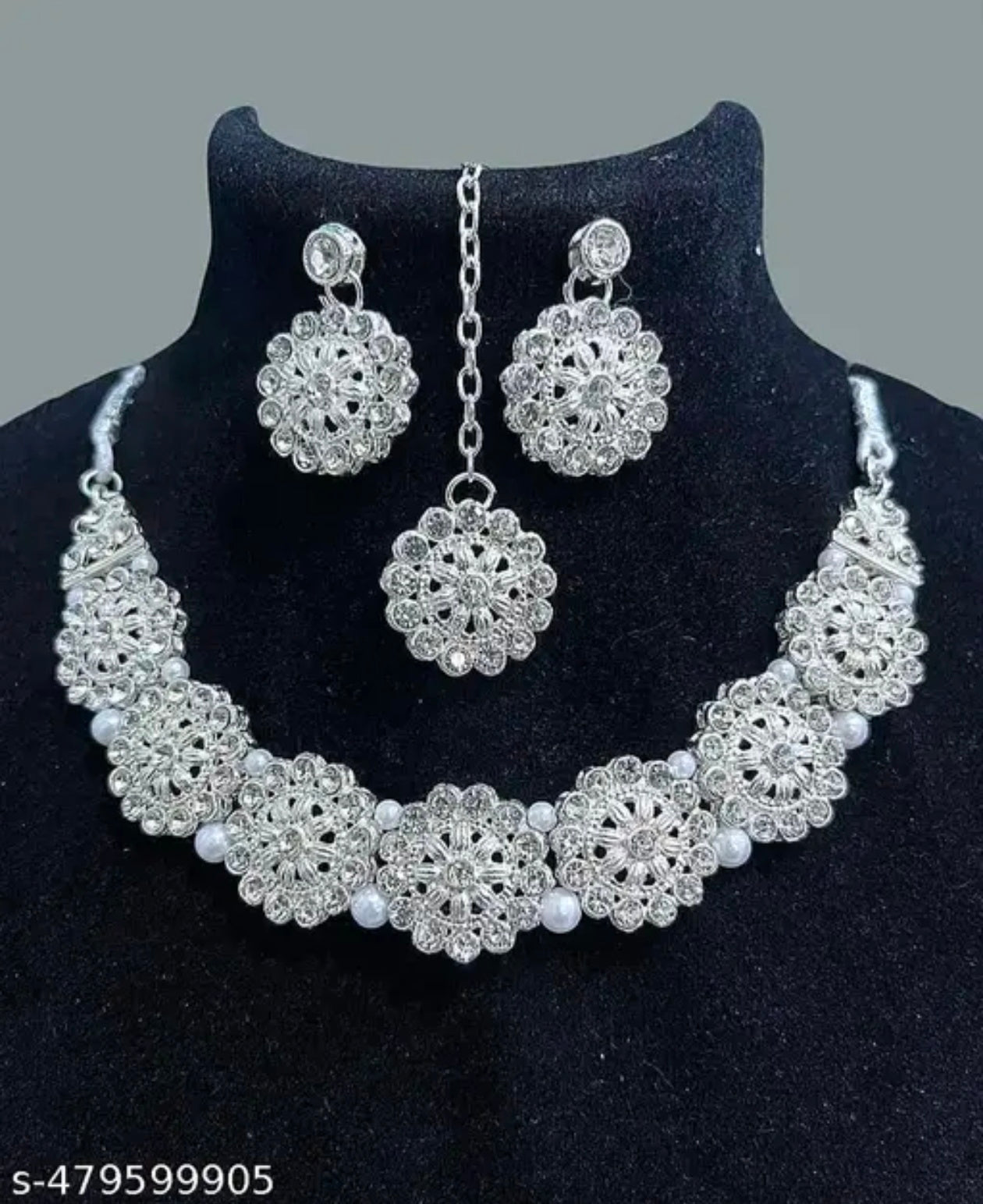 WHITE SHARK RB- ROUND NECKLESS WITH MANGTIKA SET